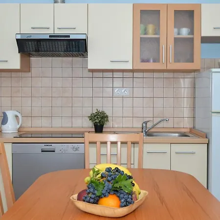 Apartment Santo - Okrug Gornji *