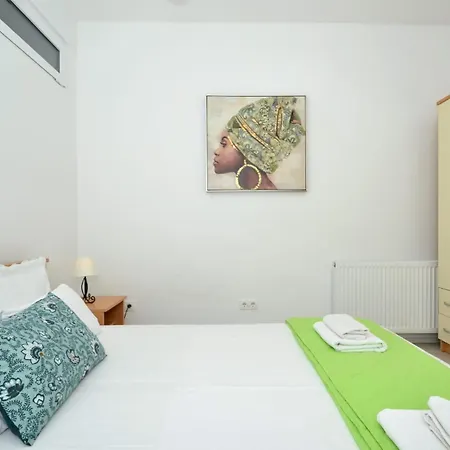 Apartment Santo - Okrug Gornji