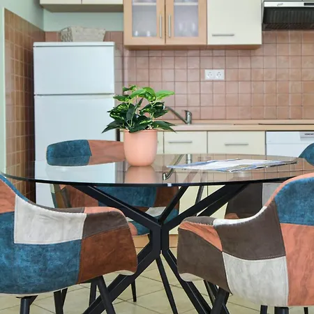 Apartment Santo - Okrug Gornji